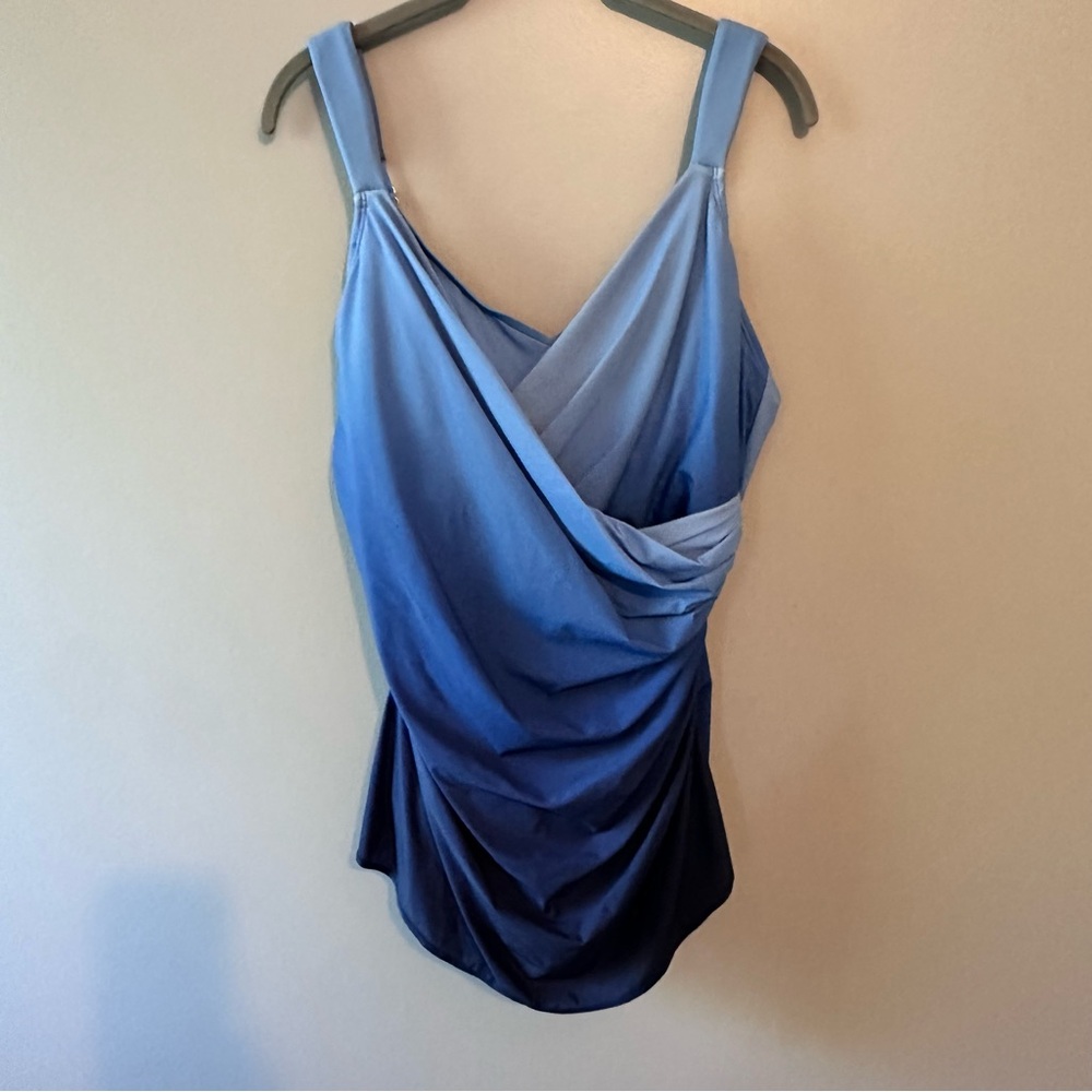 Lands End Tankini Bra Top 16 Blue Ombre Drape Twist